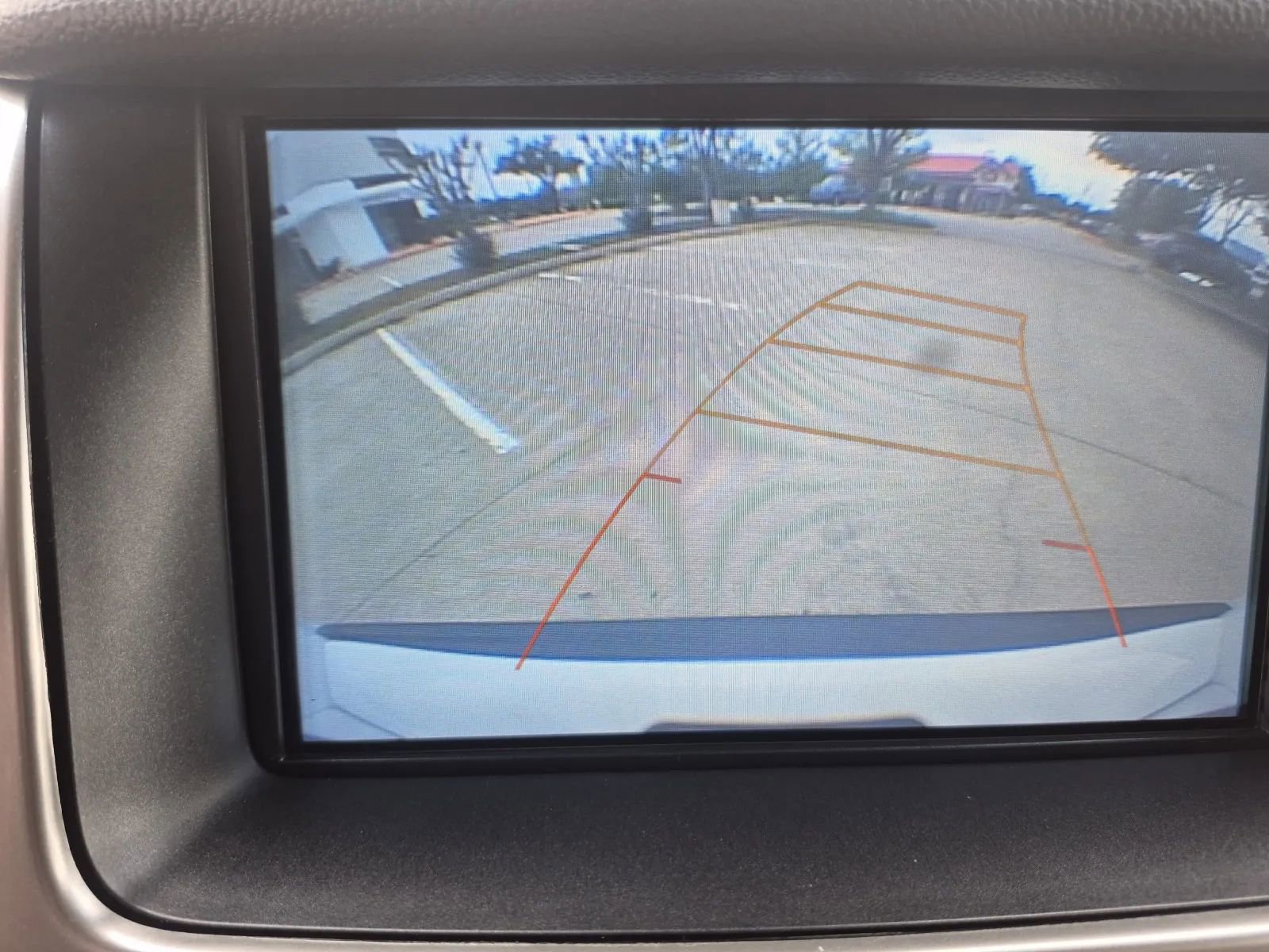 Used 2018 Chevrolet Suburban LT AWD/4WD image 32