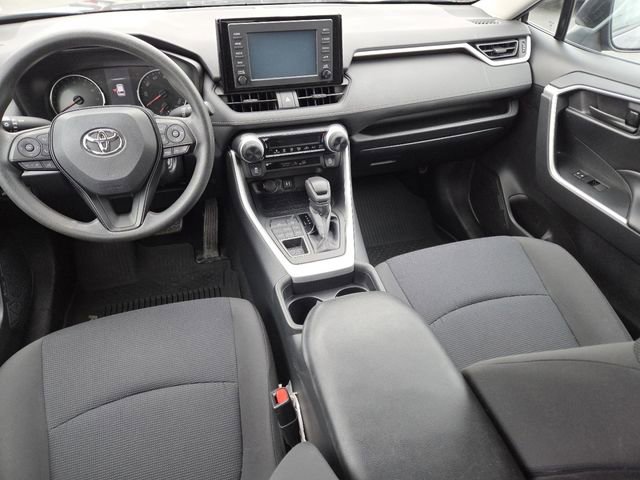 Used 2019 Toyota RAV4 LE image 27