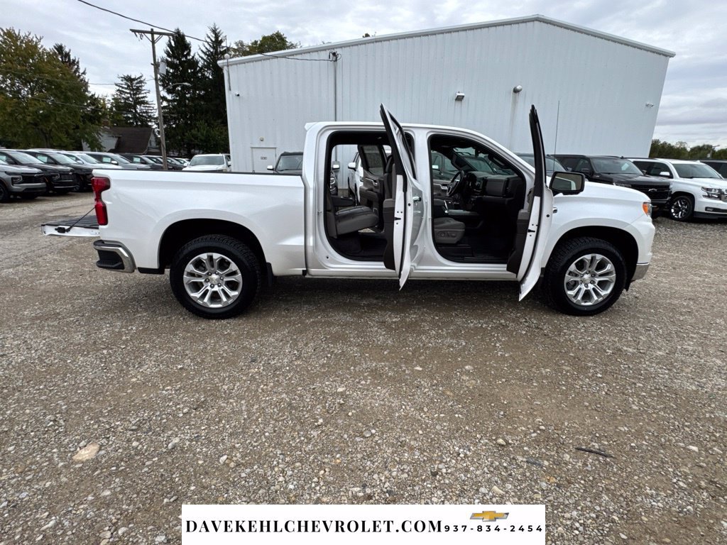 Used 2022 Chevrolet Silverado 1500 LTZ w/ LTZ Premium Package AWD/4WD image 36
