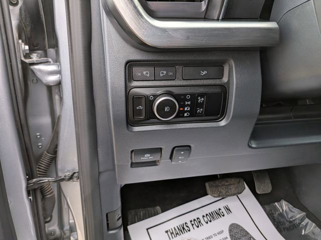 Used 2023 Ford F250 Lariat AWD/4WD image 23