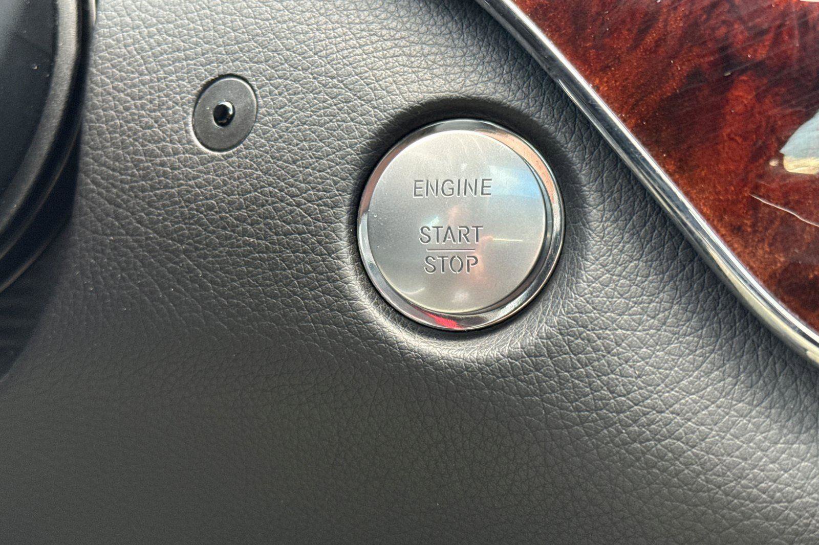 Used 2010 Mercedes-Benz S 550 image 21