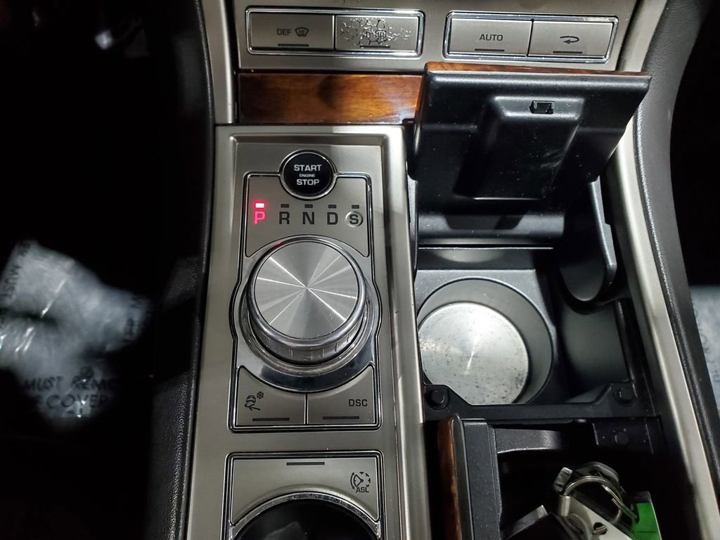 Used 2009 Jaguar XF Luxury image 26