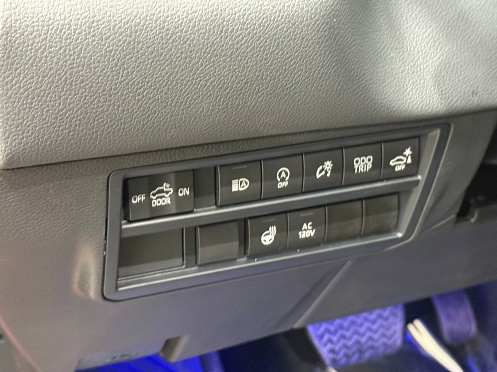 Used 2022 Toyota Tundra Limited image 21