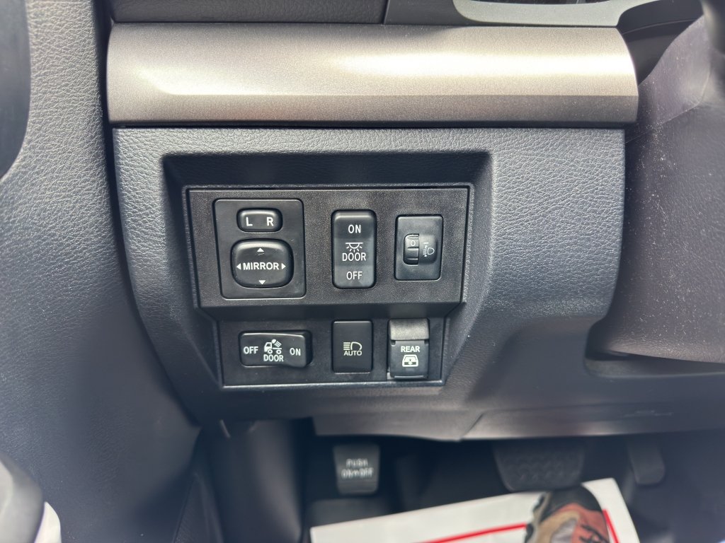 Used 2019 Toyota Tundra SR5 w/ SR5 Upgrade Package AWD/4WD image 27