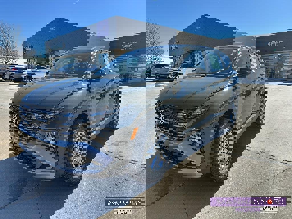 New 2026 Hyundai Tucson SE image 1