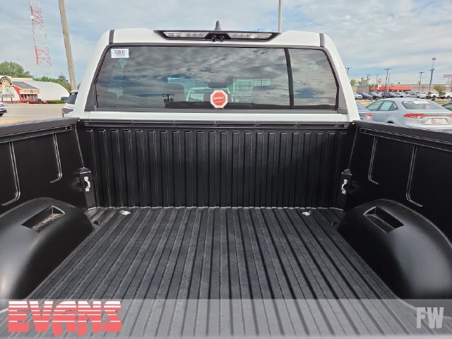 New 2026 Toyota Tundra Limited AWD/4WD image 31