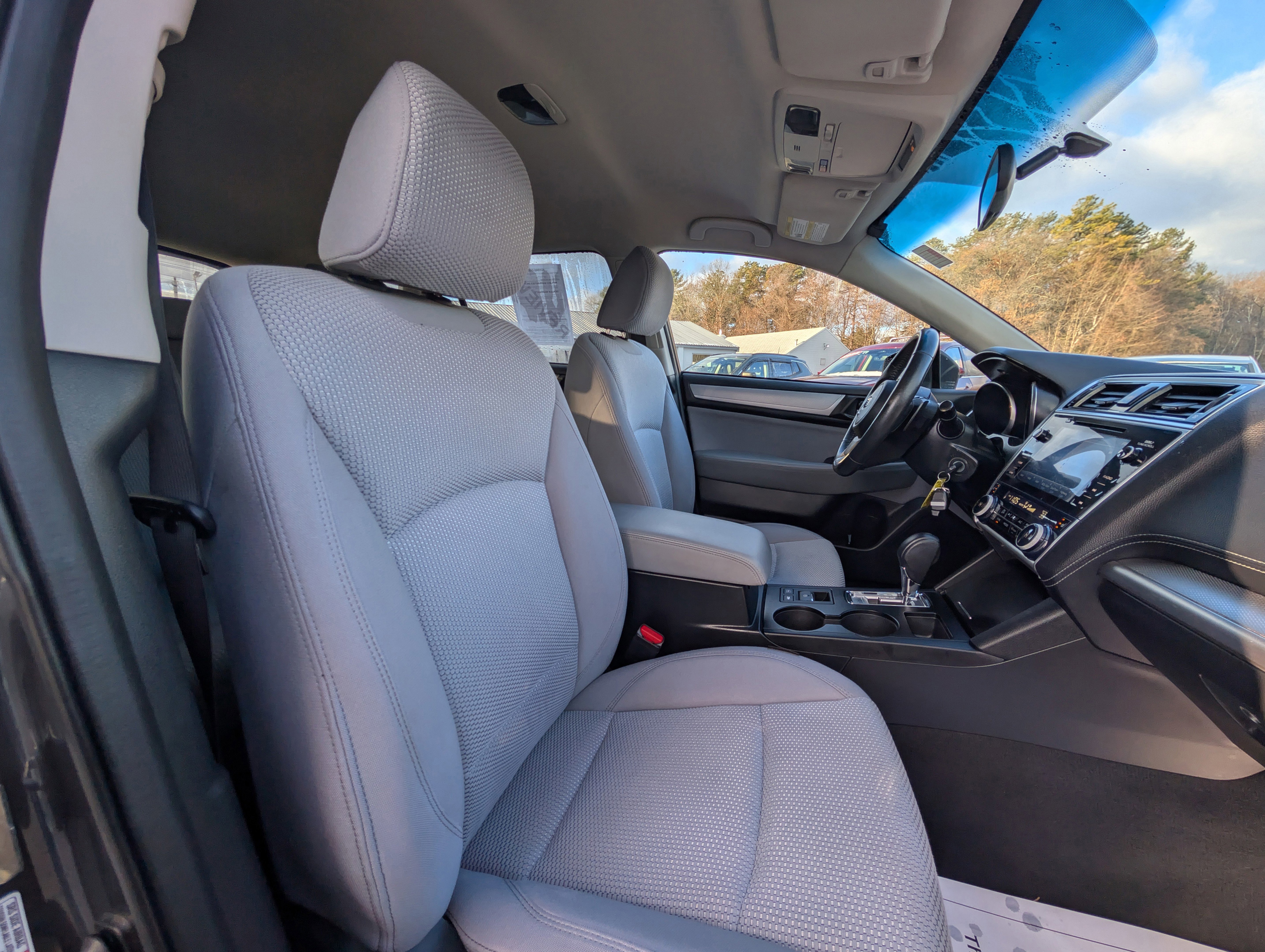 Used 2018 Subaru Outback 2.5i Premium image 38