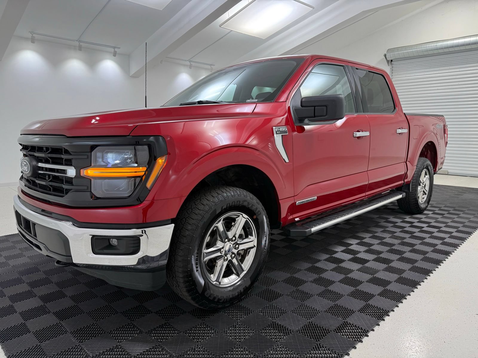 Used 2025 Ford F150 XLT w/ Equipment Group 301A Standard AWD/4WD image 3