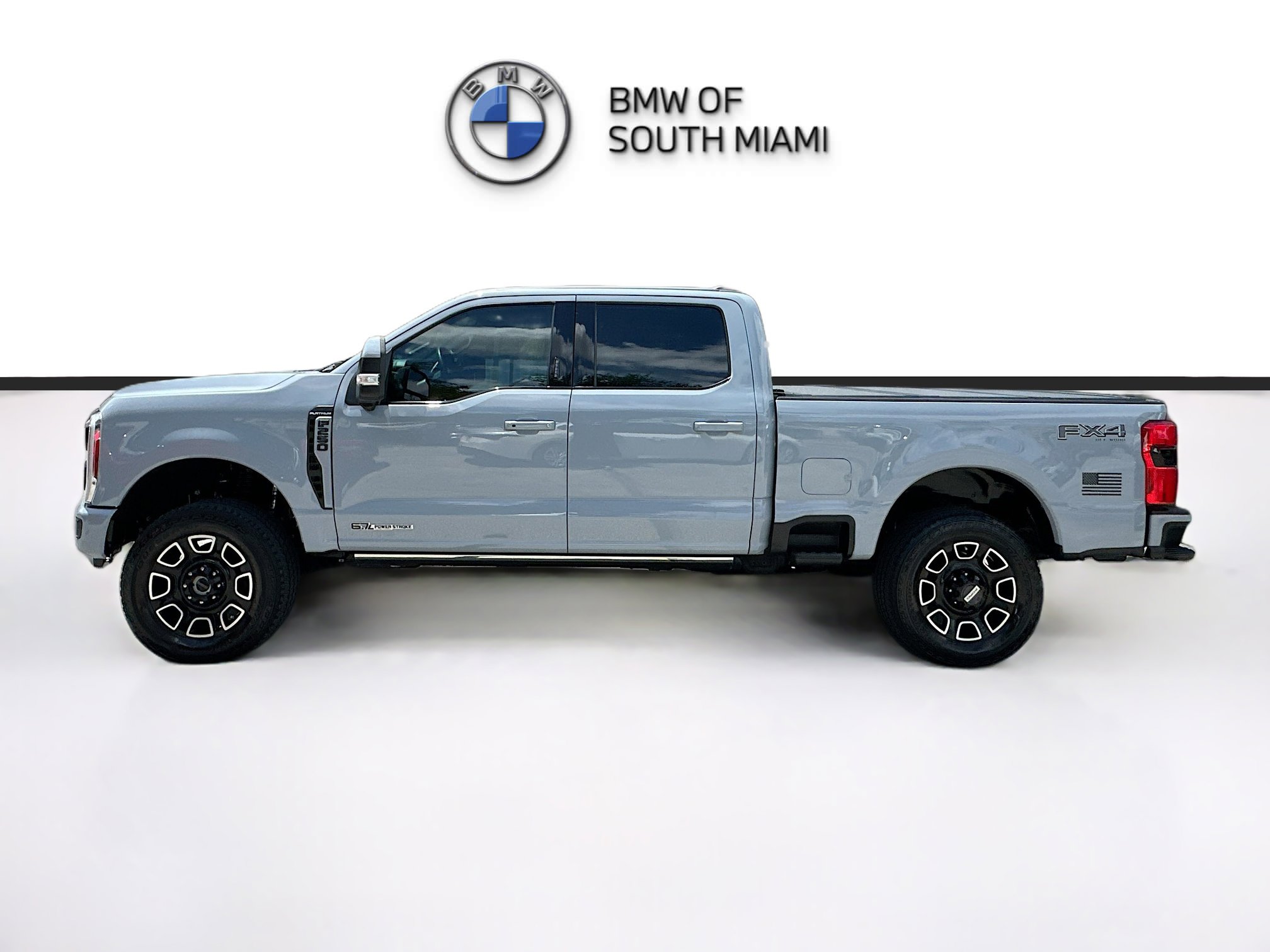 Used 2024 Ford F250 Platinum w/ FX4 Off-Road Package AWD/4WD image 4