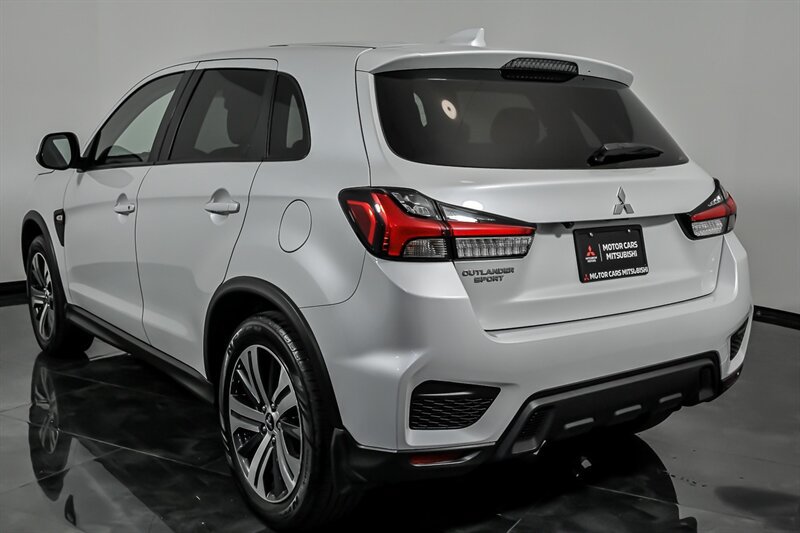 Used 2022 Mitsubishi Outlander Sport ES AWD/4WD image 7