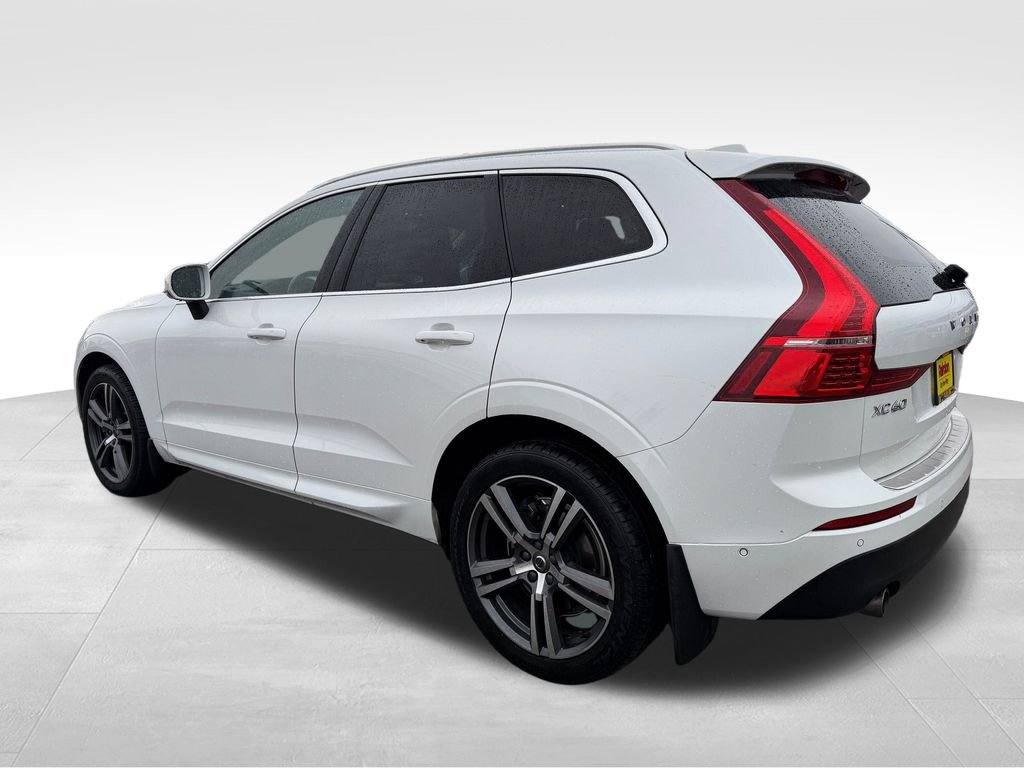 Used 2018 Volvo XC60 T6 Momentum w/ Advanced Package image 7
