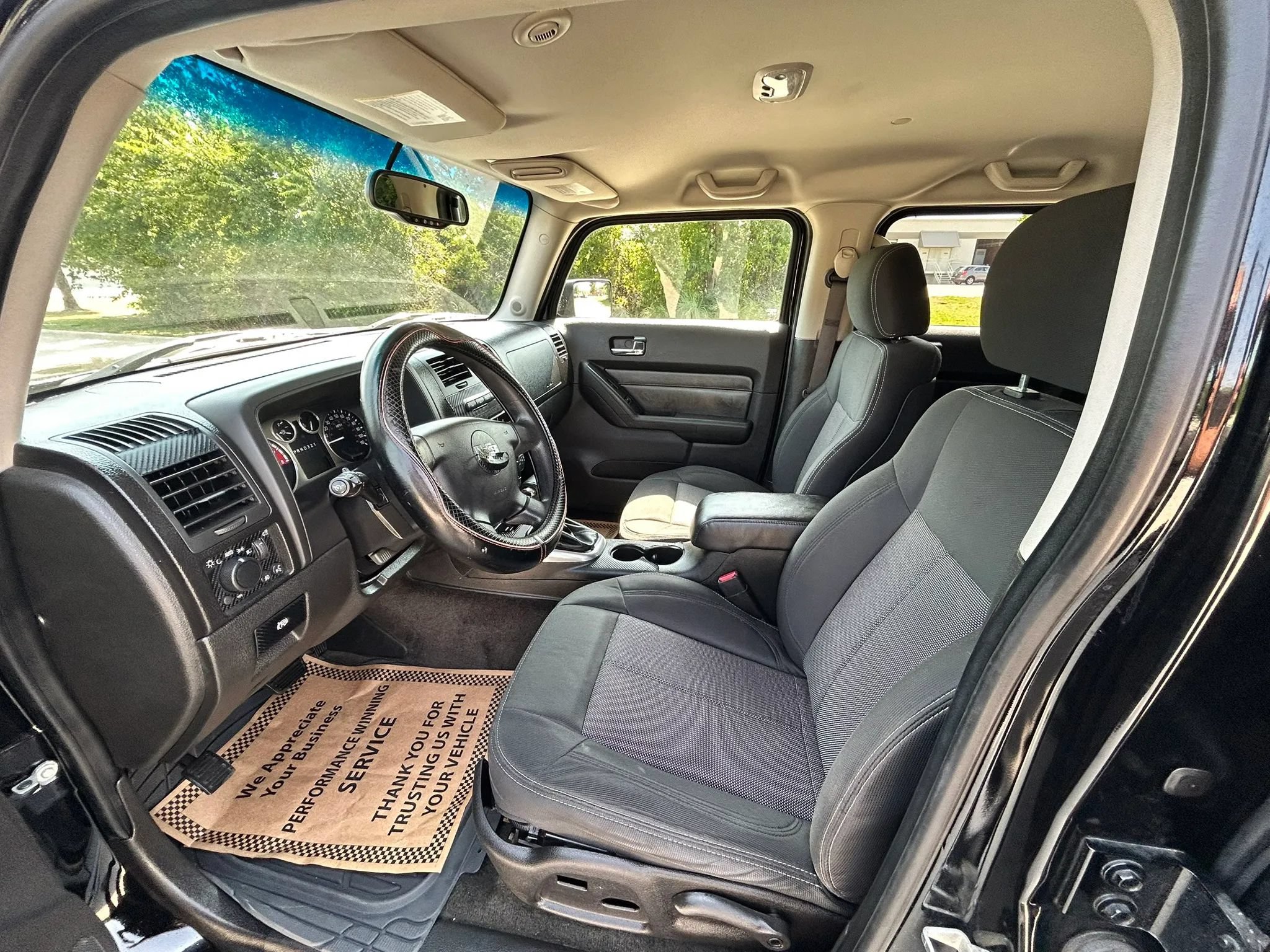 Used 2009 HUMMER H3 AWD/4WD image 11