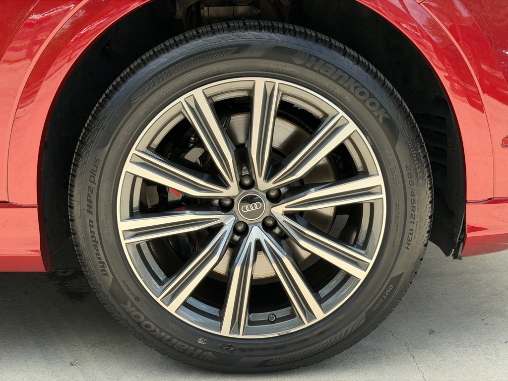 Used 2022 Audi SQ8 Prestige AWD/4WD image 18