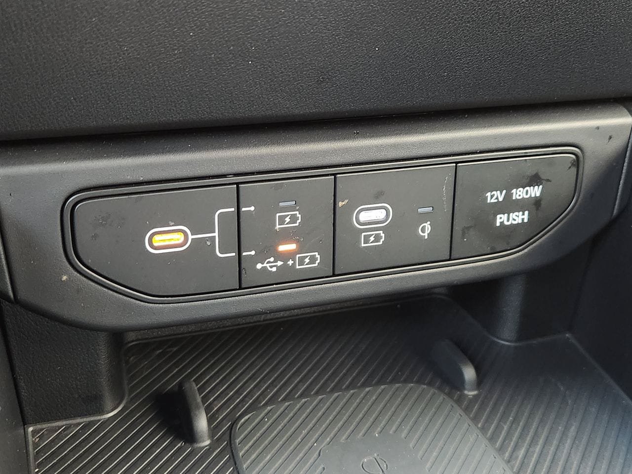 Used 2025 Kia K4 GT-Line FWD image 17