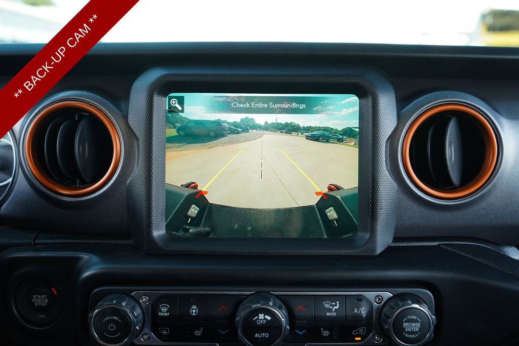Used 2022 Jeep Gladiator Mojave w/ Cold Weather Group AWD/4WD image 11