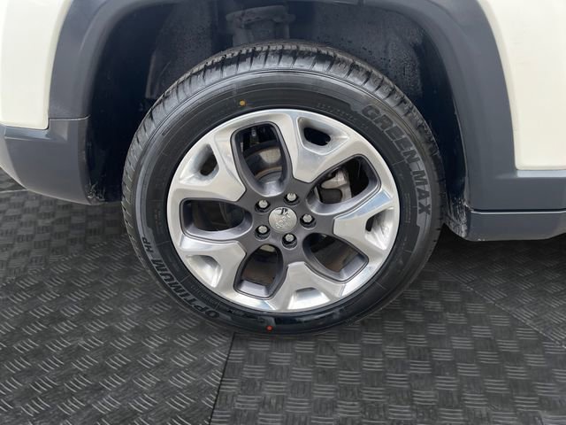 Used 2020 Jeep Compass Limited image 35