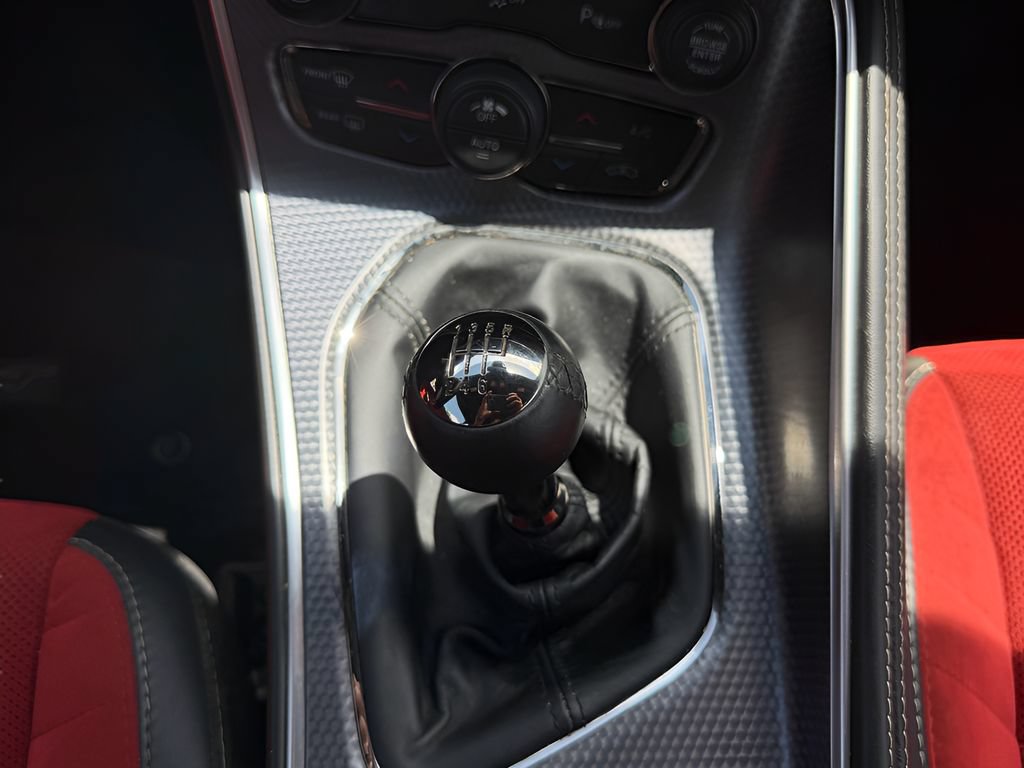 Used 2016 Dodge Challenger SRT Hellcat RWD image 14