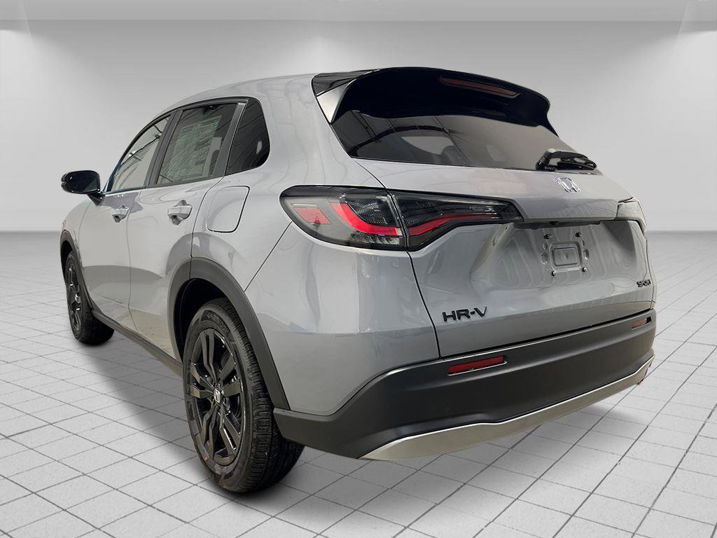 New 2026 Honda HR-V Sport image 3
