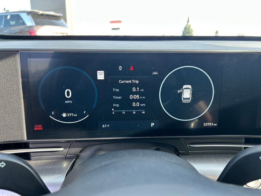 Used 2024 Hyundai Kona Limited image 16