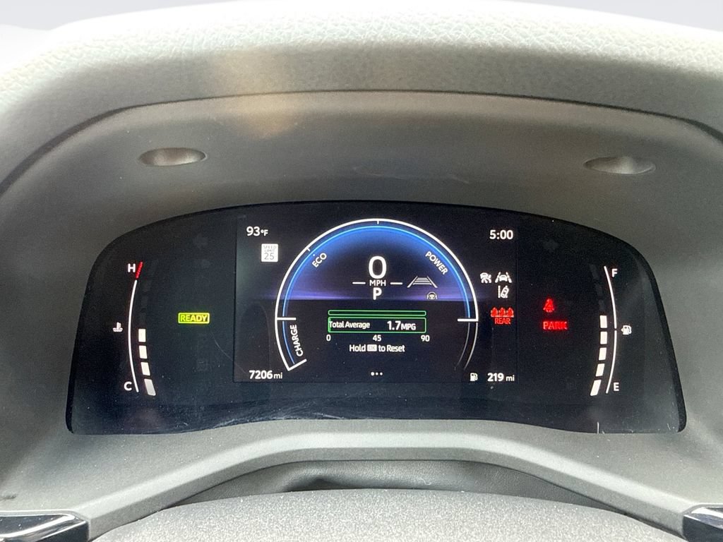 Used 2025 Toyota Camry LE w/ Convenience Package FWD image 10