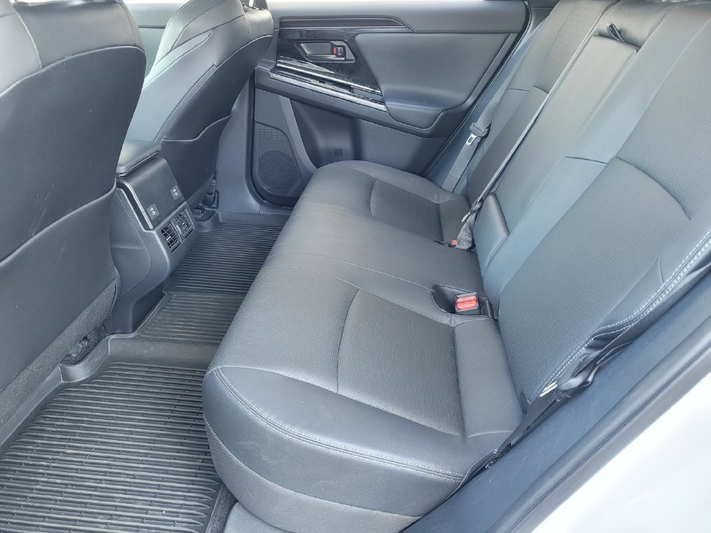 Used 2023 Toyota bZ4X AWD image 8