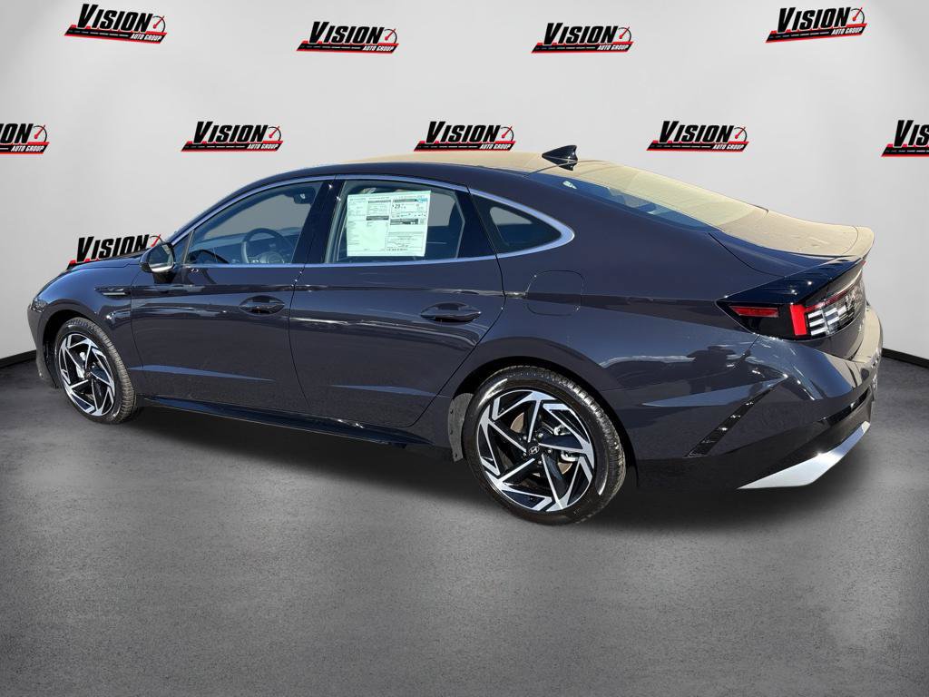 New 2026 Hyundai Sonata SEL FWD image 3