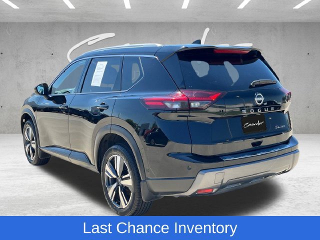 Certified 2025 Nissan Rogue SL AWD/4WD image 14