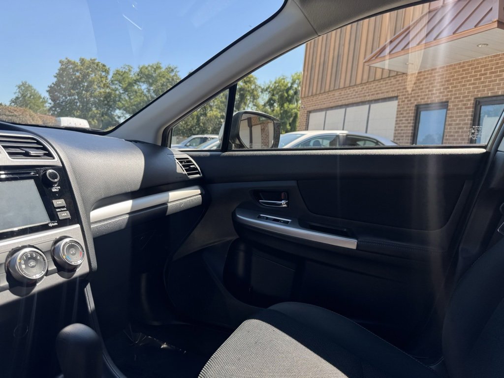 Used 2015 Subaru Crosstrek 2.0i Premium w/ Moonroof Package image 30