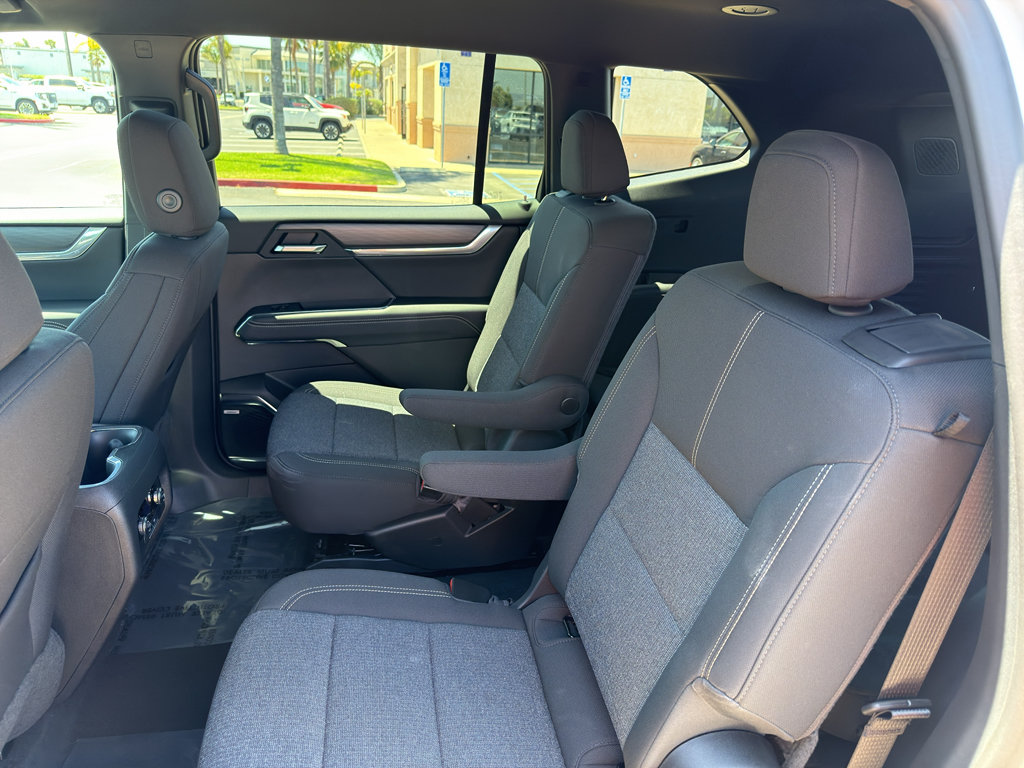 New 2026 GMC Acadia Elevation FWD image 9