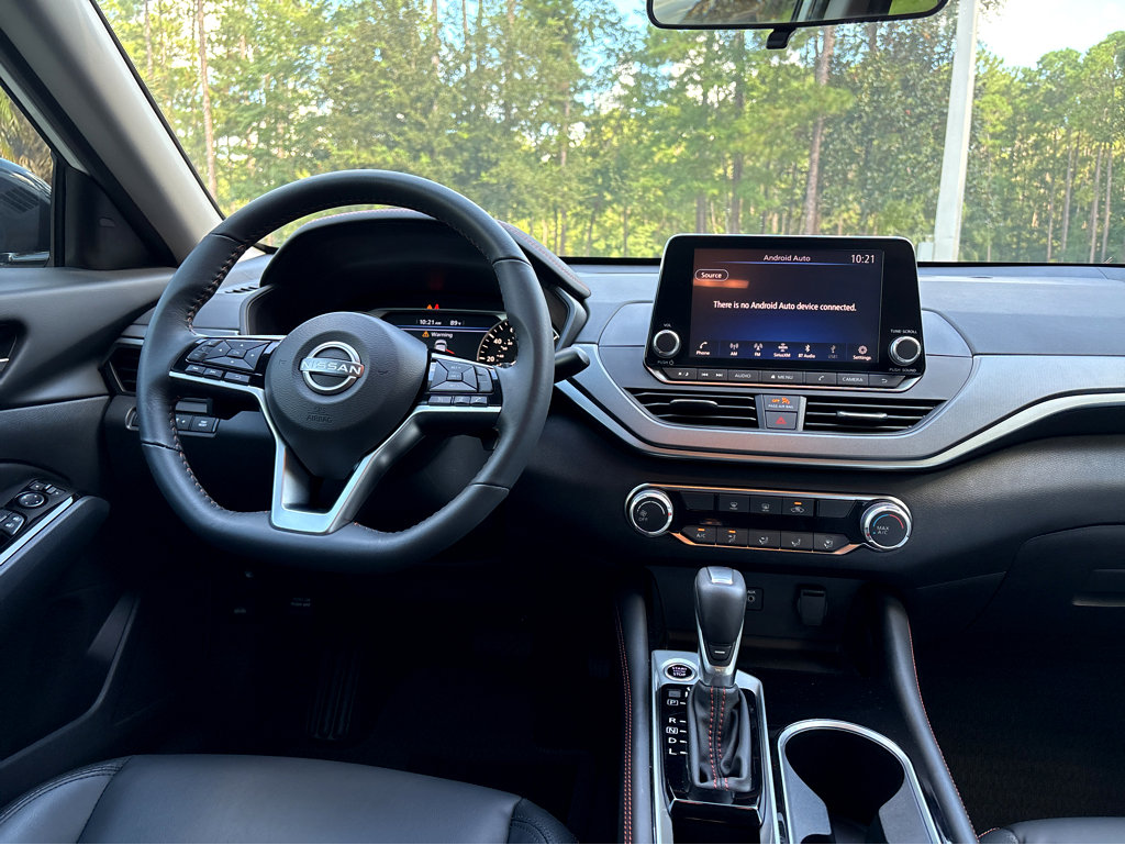 Used 2024 Nissan Altima 2.5 SR image 4