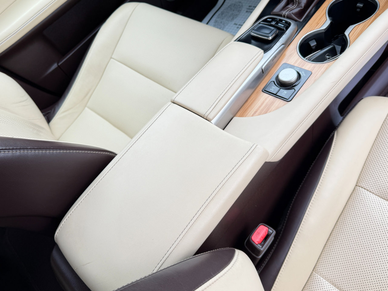 Used 2018 Lexus RX 350L Luxury image 54