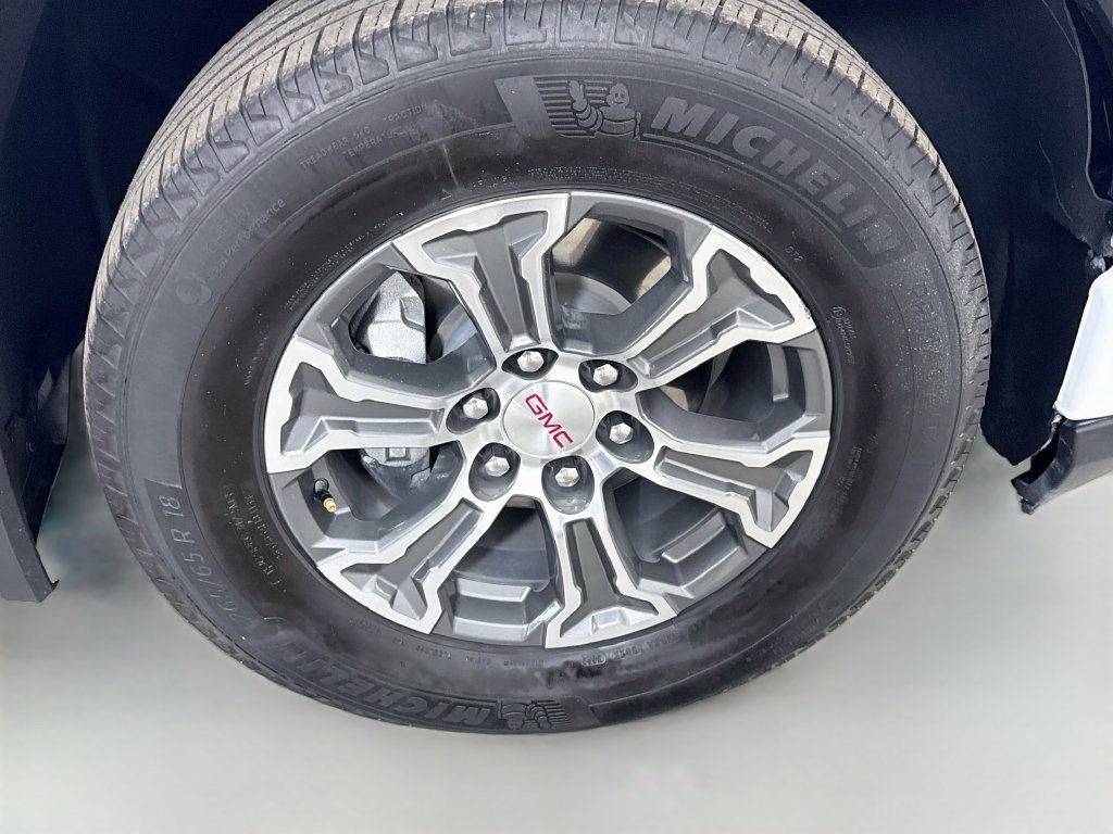 Used 2026 GMC Sierra 1500 SLT RWD image 31