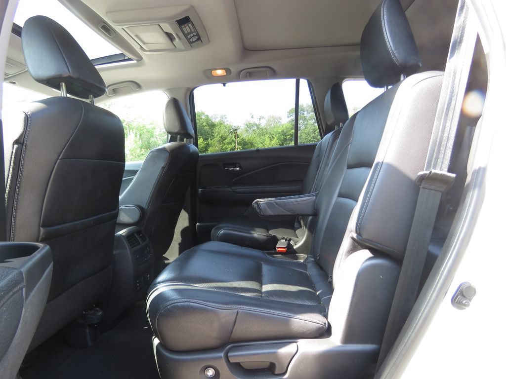 Used 2018 Honda Pilot Elite image 20