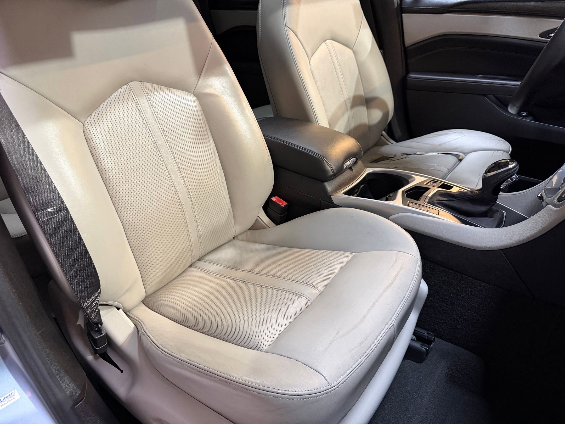 Used 2013 Cadillac SRX Performance w/ Driver Awareness Package image 48