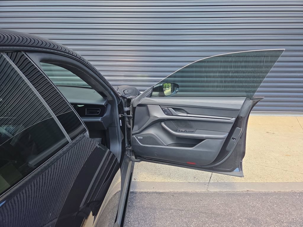 Certified 2022 Porsche Taycan GTS AWD/4WD image 28