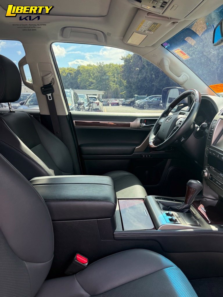Used 2019 Lexus GX 460 Premium AWD/4WD image 9