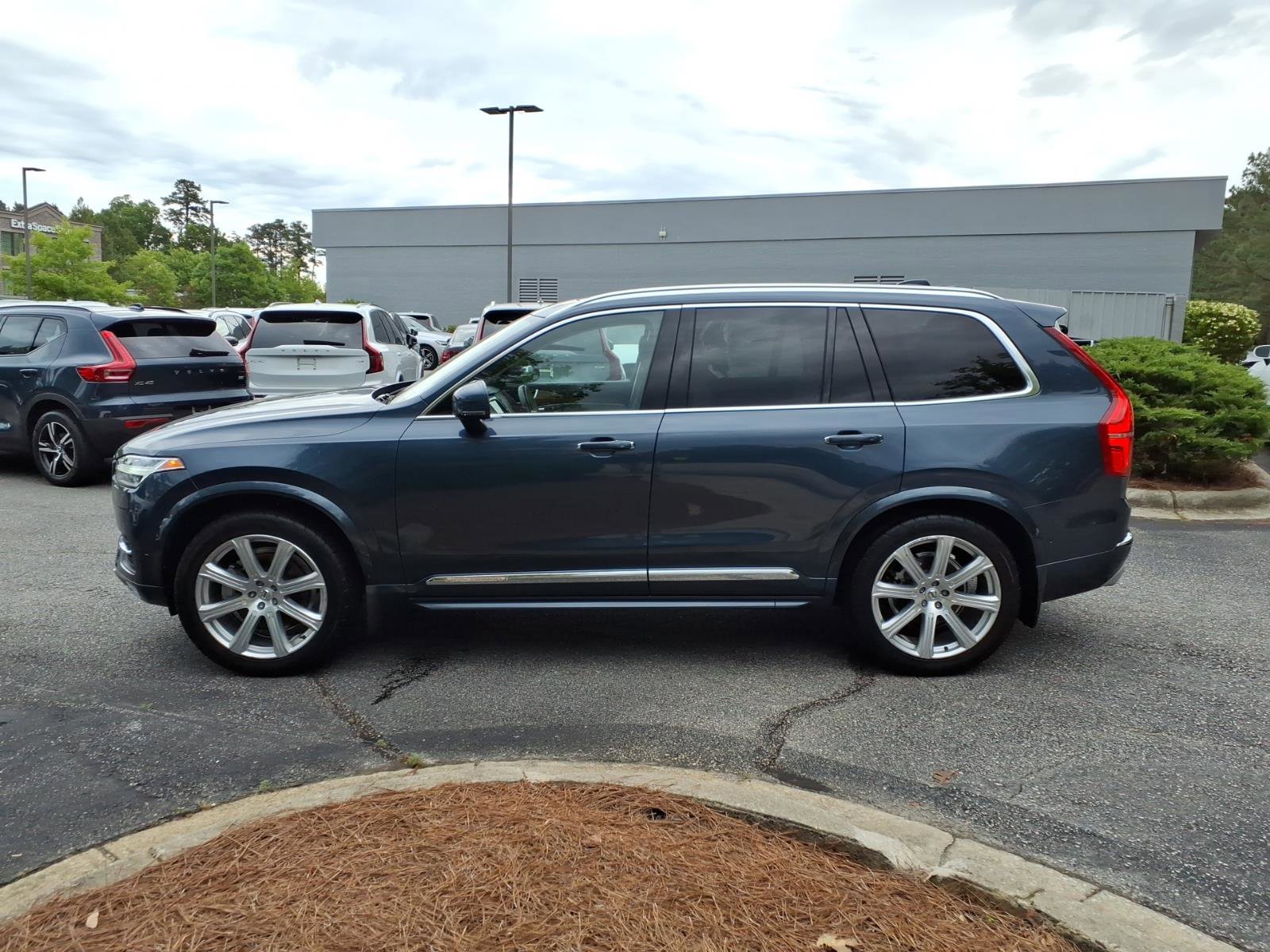 Used 2018 Volvo XC90 T6 Inscription w/ Convenience Package AWD/4WD image 8