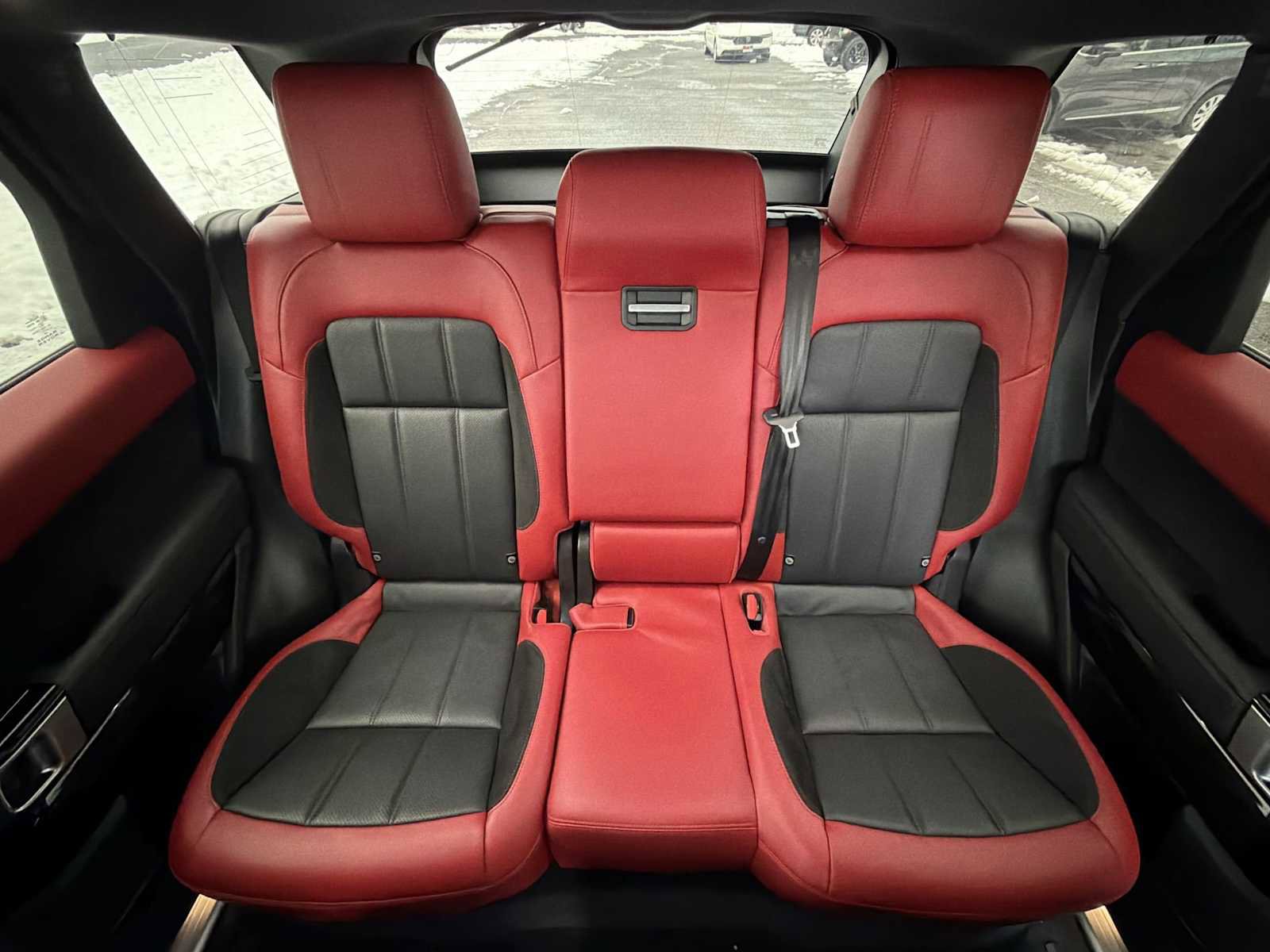 Used 2020 Land Rover Range Rover Sport HST image 13