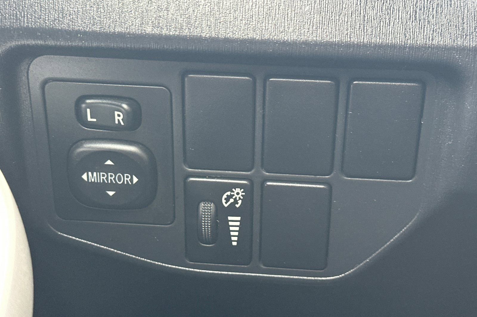 Used 2013 Toyota Prius Two image 41