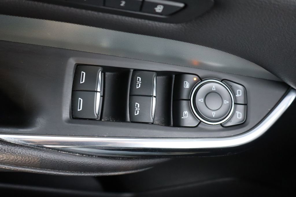 Used 2023 Cadillac XT4 Premium Luxury w/ Enhanced Visibility Package image 29