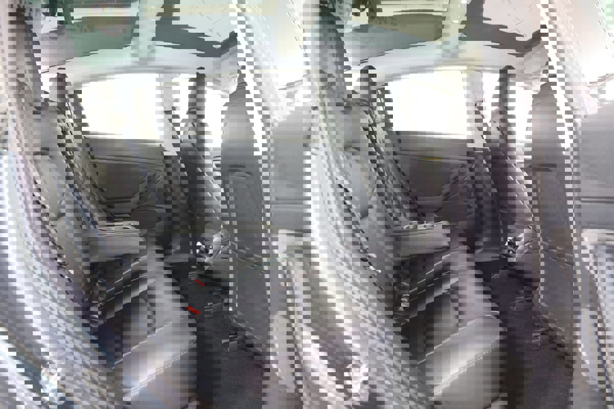 Used 2021 Tesla Model 3 Long Range image 15