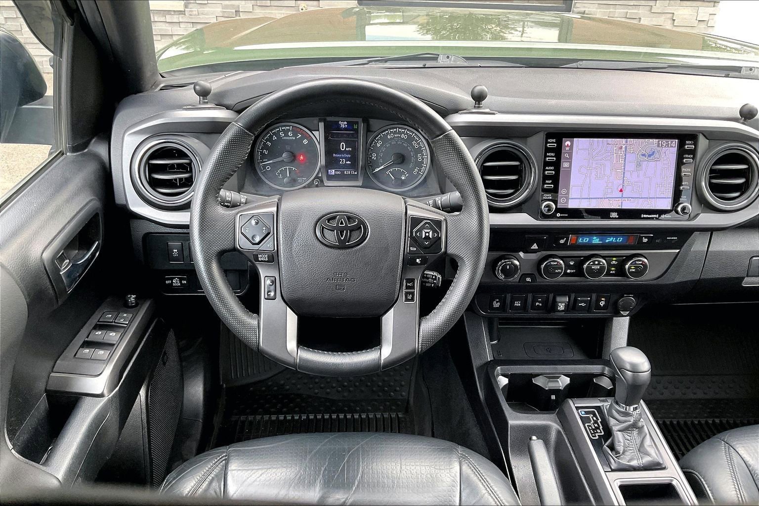 Used 2021 Toyota Tacoma TRD Off-Road w/ TRD Premium Off Road Package AWD/4WD image 8