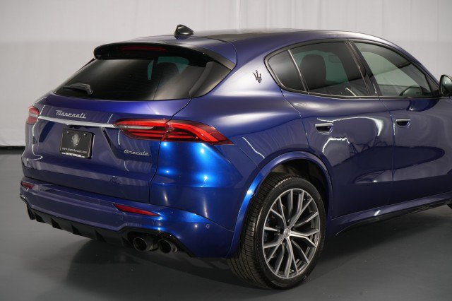 Used 2023 Maserati Grecale Modena AWD/4WD image 15