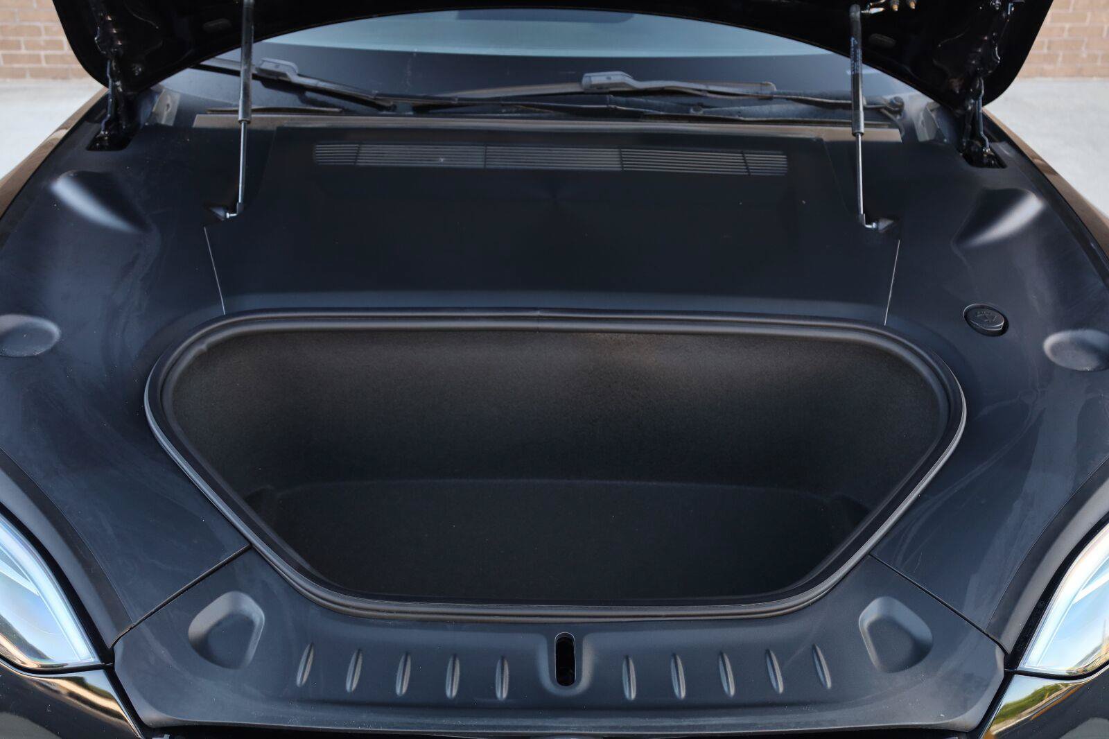 Used 2022 Tesla Model S Standard Range AWD/4WD image 13