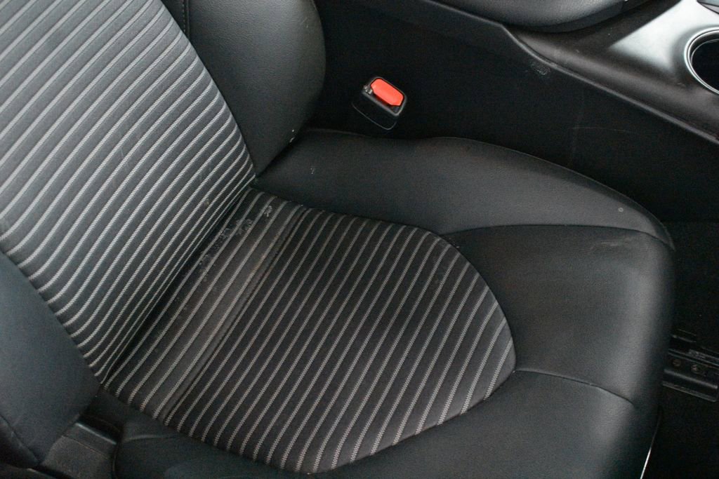 Used 2024 Toyota Camry SE image 21