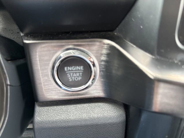 Used 2024 Ford F350 Lariat w/ FX4 Off-Road Package image 21