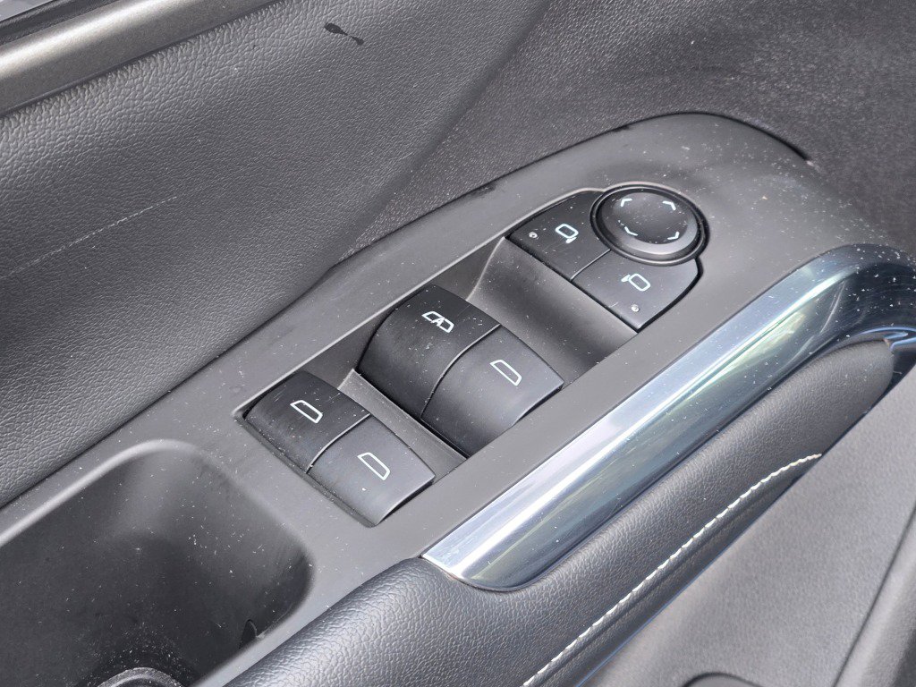 Certified 2025 Chevrolet Traverse LT image 21