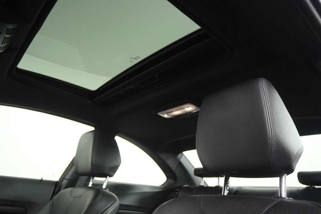 Used 2015 BMW M235i Coupe image 12