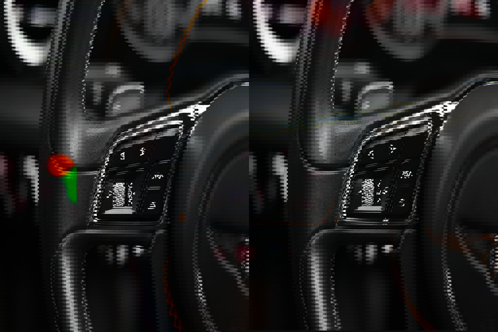 Used 2017 Bentley Bentayga image 38