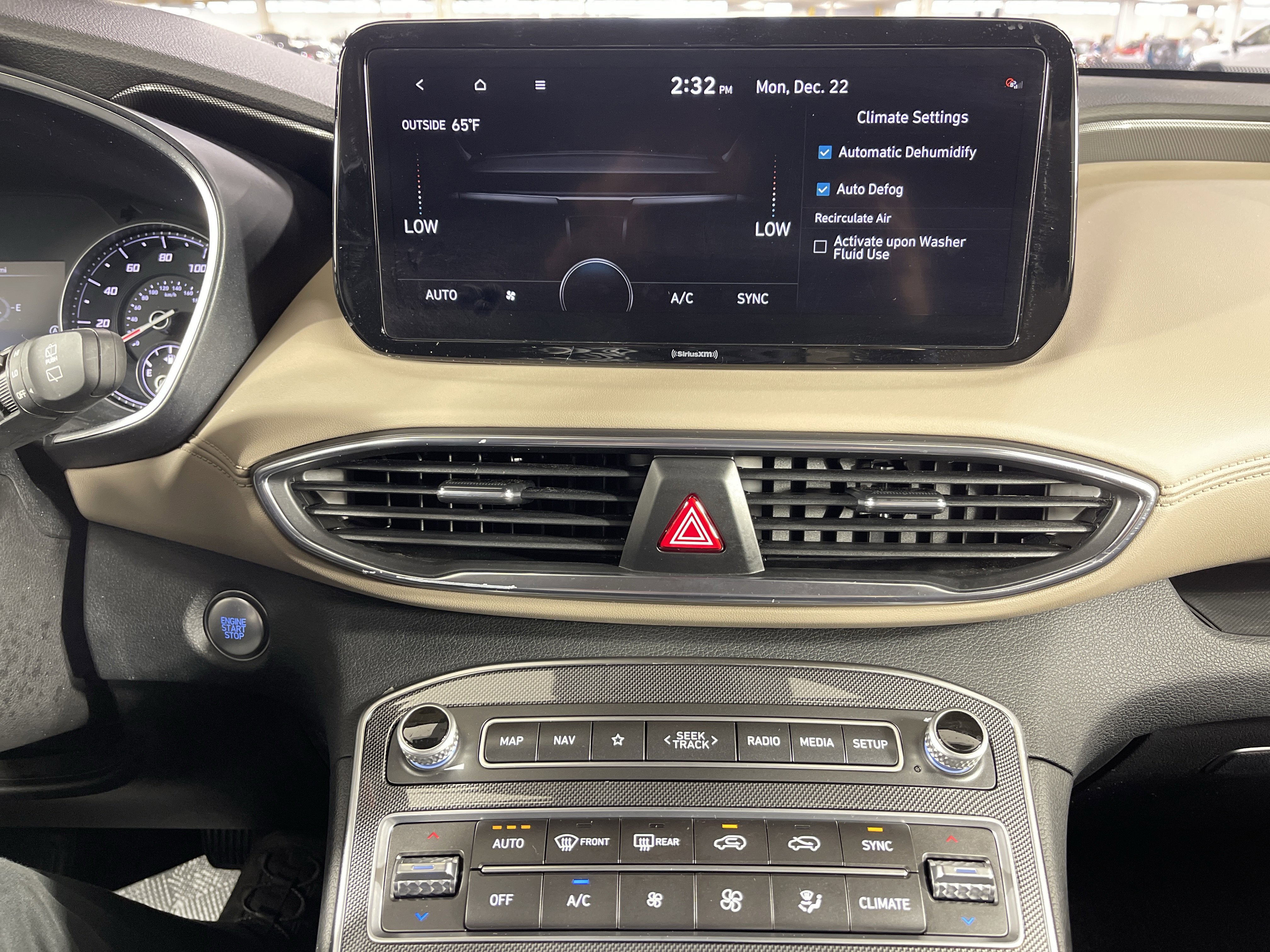 Used 2023 Hyundai Santa Fe SEL image 23